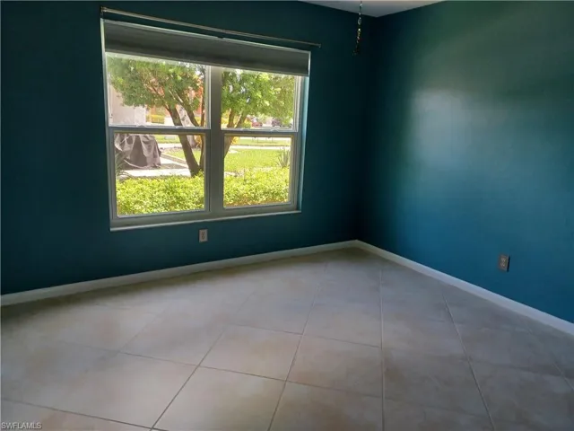 208 Cape Coral Pkwy E 107, Cape Coral, Florida 33904