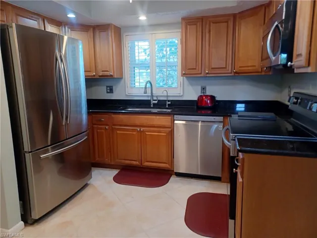 208 Cape Coral Pkwy E 107, Cape Coral, Florida 33904