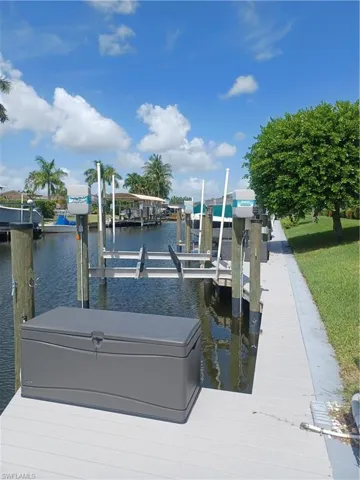 208 Cape Coral Pkwy E 107, Cape Coral, Florida 33904