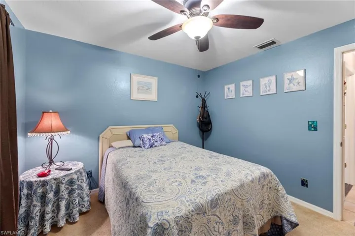 1304 SW 17th  PL, Cape Coral, FL 33991