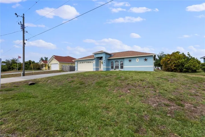1304 SW 17th  PL, Cape Coral, FL 33991