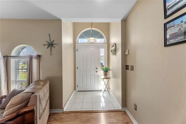 1304 SW 17th  PL, Cape Coral, FL 33991
