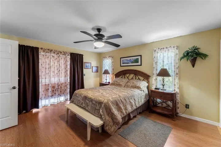 1304 SW 17th  PL, Cape Coral, FL 33991