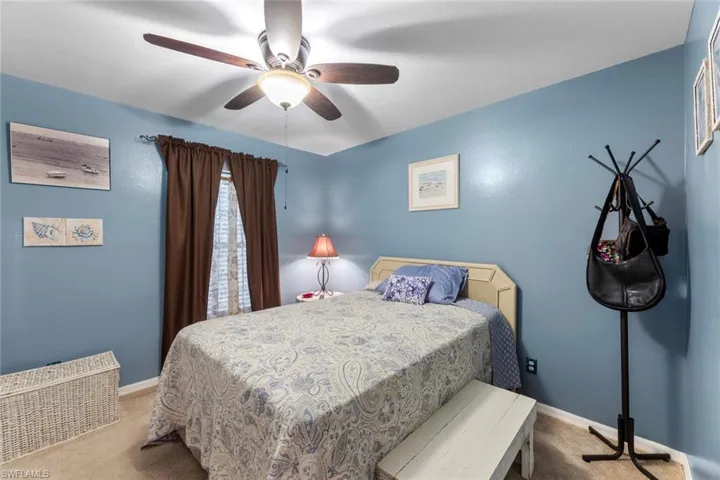1304 SW 17th  PL, Cape Coral, FL 33991