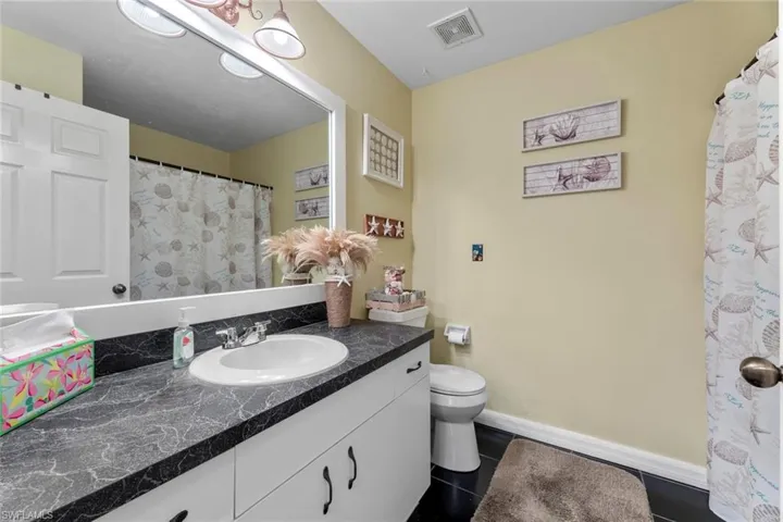 1304 SW 17th  PL, Cape Coral, FL 33991