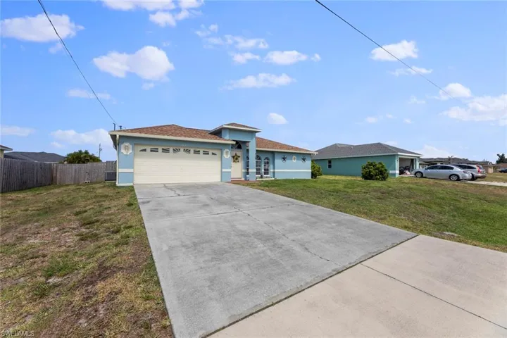 1304 SW 17th  PL, Cape Coral, FL 33991