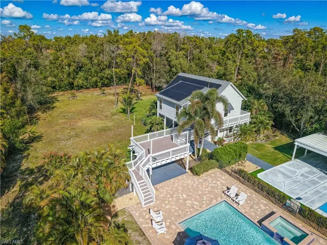 6941  Hunters  RD, Naples, FL 34109