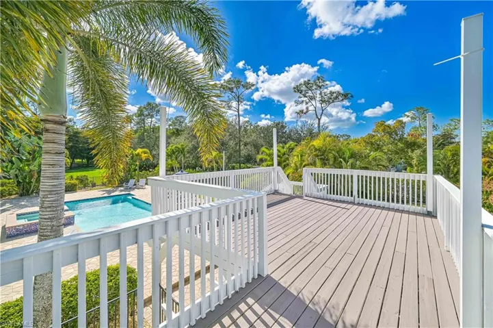 6941  Hunters  RD, Naples, FL 34109