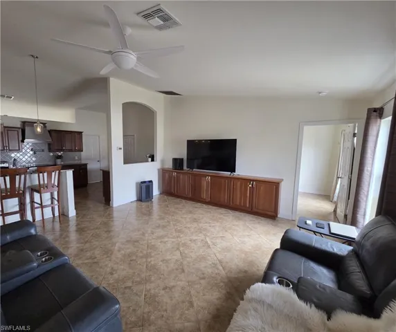 1050 NW 33rd  PL, Cape Coral, FL 33993