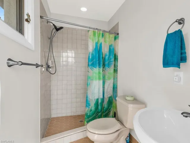 outdoor bathroom