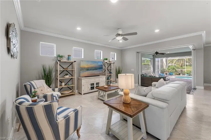 Great room w/Zero corner sliders