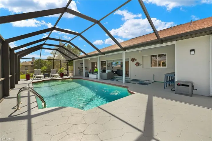 2223 Se 10th Ln, Cape Coral, Florida 33990