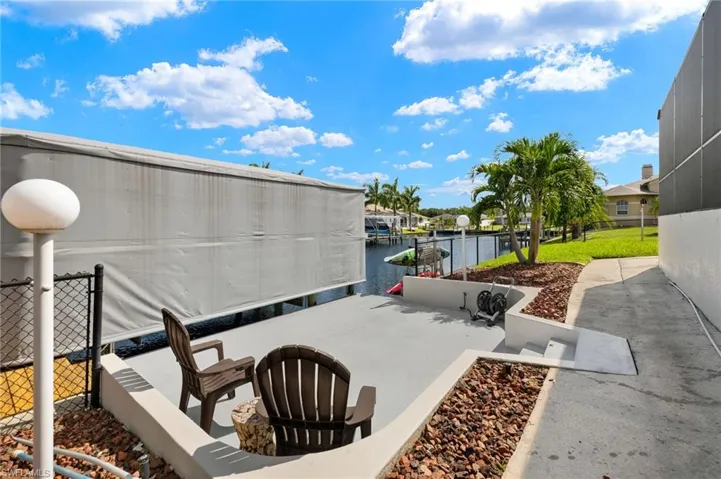 2223 Se 10th Ln, Cape Coral, Florida 33990