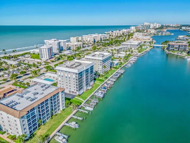 Bay & Gulf of Mexico views