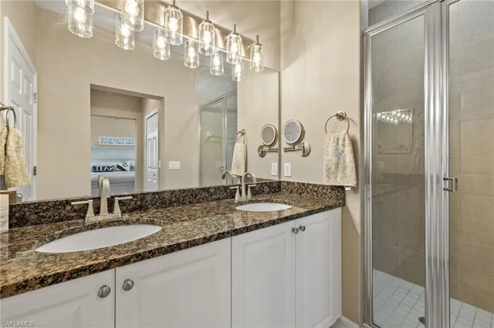 12601  Las Olas  LN, Fort Myers, FL 33919