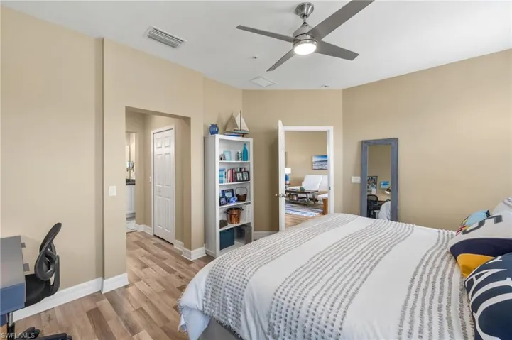 12601  Las Olas  LN, Fort Myers, FL 33919