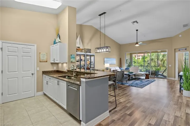 12601  Las Olas  LN, Fort Myers, FL 33919