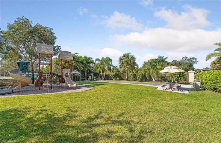 12970  Positano  CIR, Naples, FL 34105