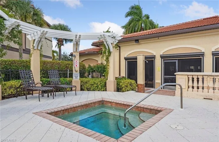 12970  Positano  CIR, Naples, FL 34105