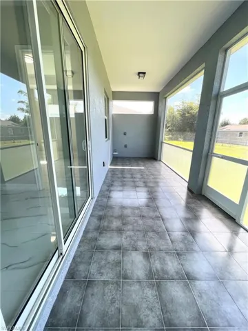 Enclosed Lanai with hookup
