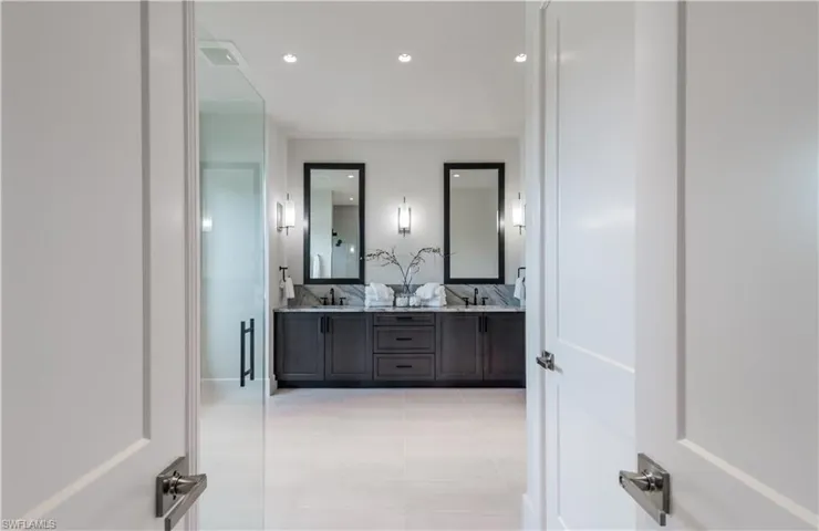 Photo of a previously sold Devonshire - Master Bath