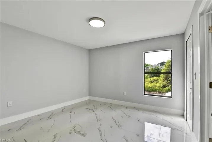 315 Loire Ave S, Lehigh Acres Fl 33974