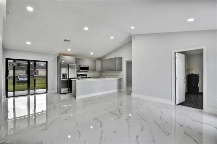 315 Loire Ave S, Lehigh Acres Fl 33974