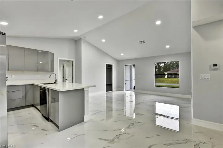 315 Loire Ave S, Lehigh Acres Fl 33974