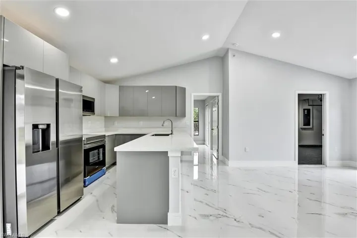 315 Loire Ave S, Lehigh Acres Fl 33974
