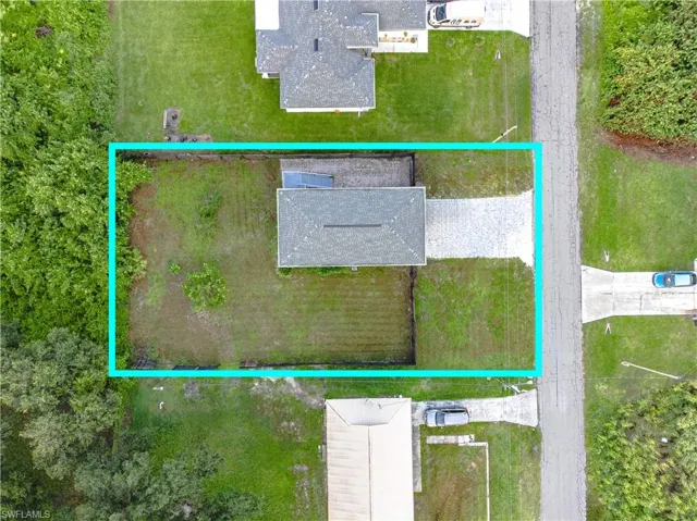 2922  3rd SW ST, Lehigh Acres, FL 33976