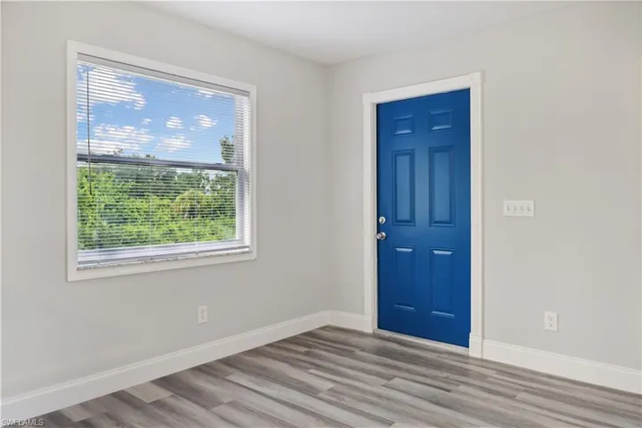 2922  3rd SW ST, Lehigh Acres, FL 33976