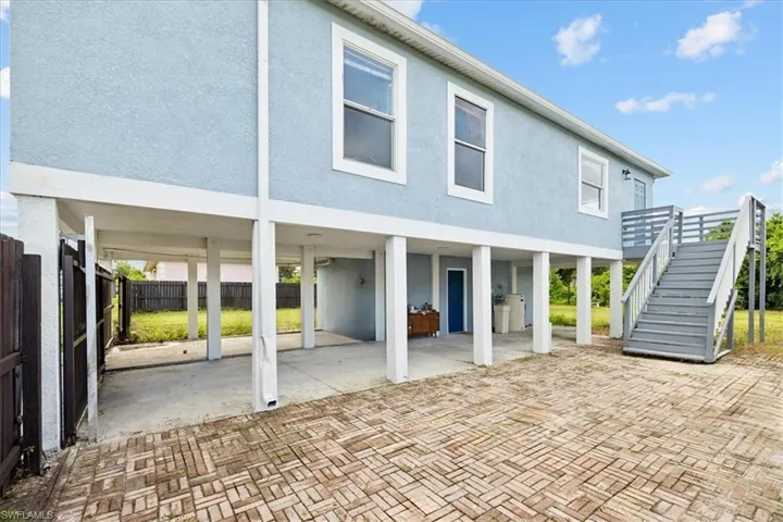 2922  3rd SW ST, Lehigh Acres, FL 33976