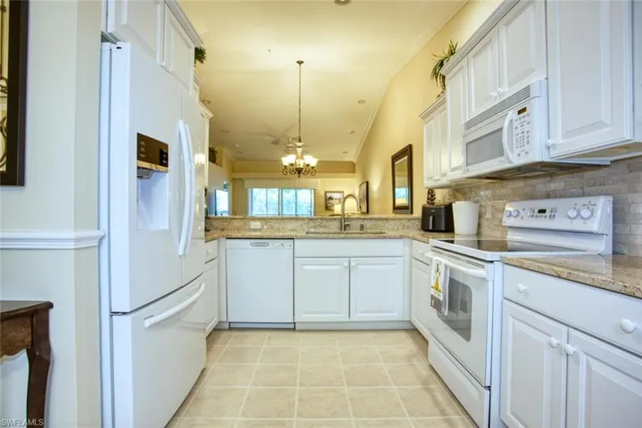 10469 Washingtonia Palm Way 3523, Fort Myers, Florida 33966