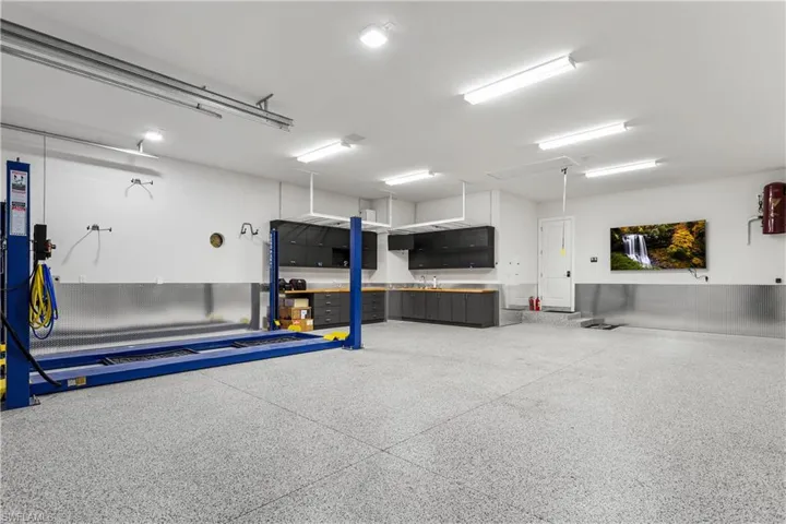 5501 Harbour Preserve Cir, Cape Coral, Florida 33914