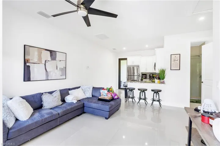 2759 18th Ave Se, Naples, Florida 34117