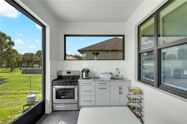 2759 18th Ave Se, Naples, Florida 34117