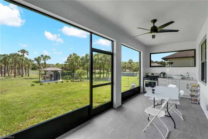 2759 18th Ave Se, Naples, Florida 34117