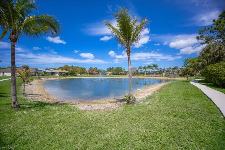 2844 Coco Lakes Dr, Naples, Florida 34105