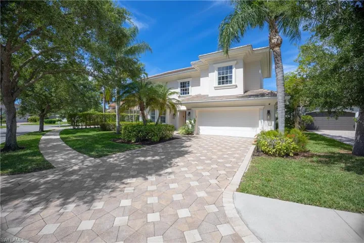 2844 Coco Lakes Dr, Naples, Florida 34105