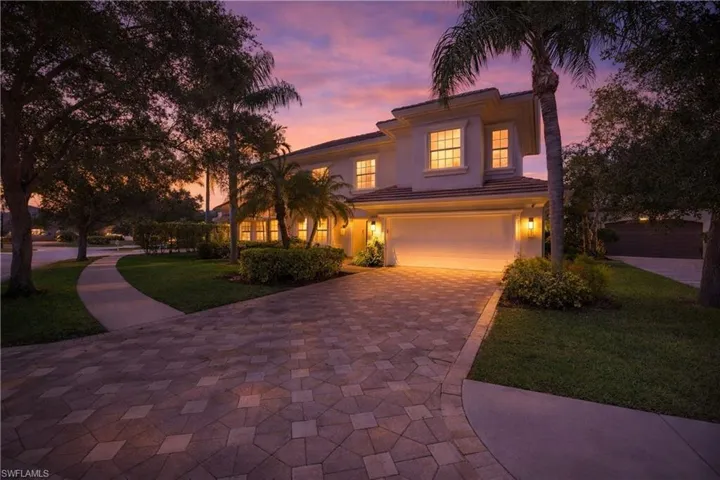 2844 Coco Lakes Dr, Naples, Florida 34105