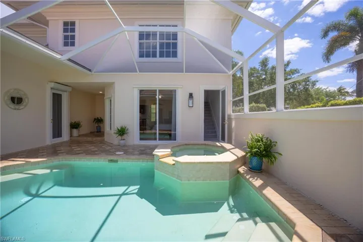 2844 Coco Lakes Dr, Naples, Florida 34105