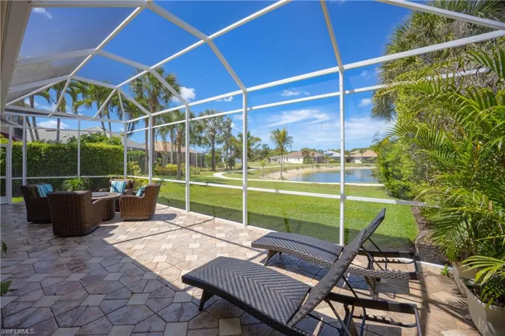 2844 Coco Lakes Dr, Naples, Florida 34105