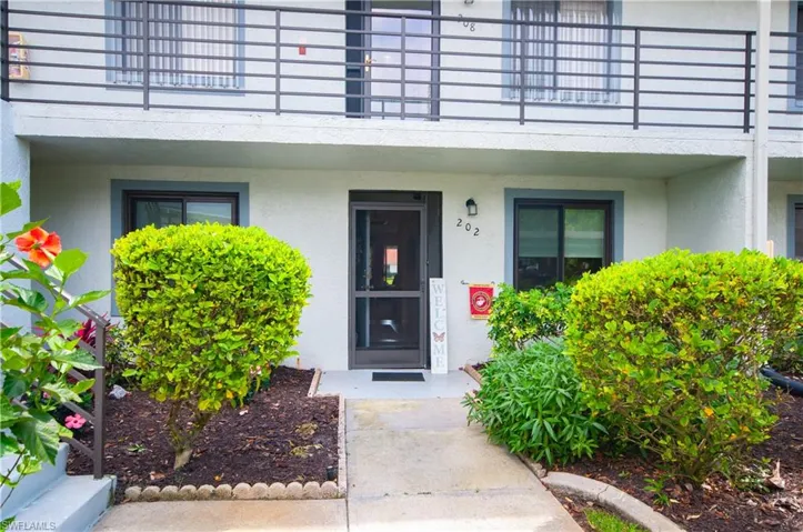 12520  Cold Stream  DR, Fort Myers, FL 33912