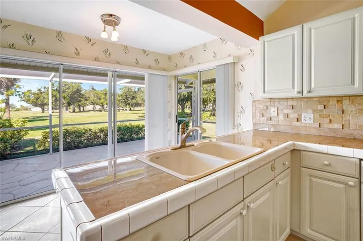 1574 Nw 28th Ave, Cape Coral, Florida 33993