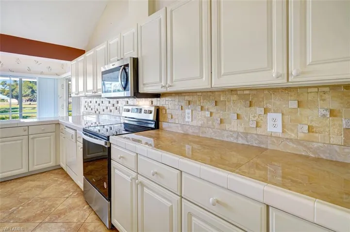 1574 Nw 28th Ave, Cape Coral, Florida 33993