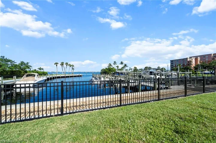 Water views with optional boat docks/lifts.