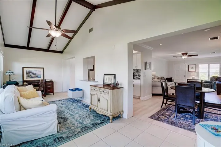 1078  Forest Lakes  DR, Naples, FL 34105