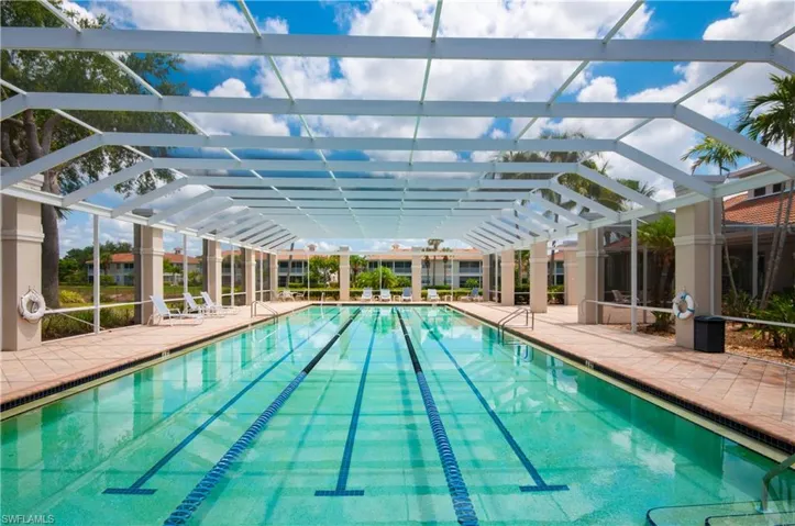 Lap pool with three lanes