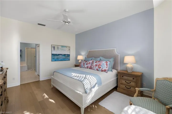 5065  YACHT HARBOR  DR, Naples, FL 34112