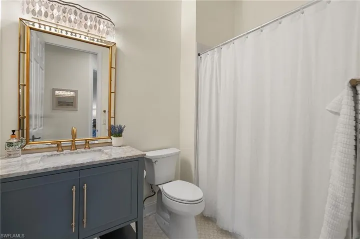 5065  YACHT HARBOR  DR, Naples, FL 34112